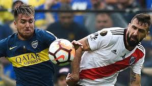 El estadio de real madrid contará con 25.000 fanáticos de la banda presentes en el sector visitante (sì, aunque sea river quien deba oficiar de local). Boca Juniors Vs River Plate Fechas Horarios Y Canales Por Semifinales De Copa Libertadores 2019 Futbol Internacional Depor
