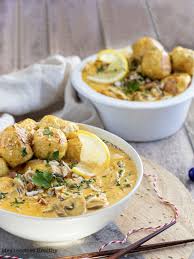 Boulette De Poulet Au Curry Et Lait De Coco Mes Recettes Healthy Recette Boulette De Poulet Recette Asiatique Recette Poulet Curry