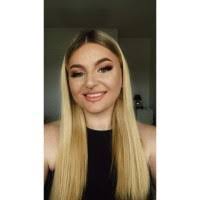 Abby Sutton's Instagram, Twitter & Facebook