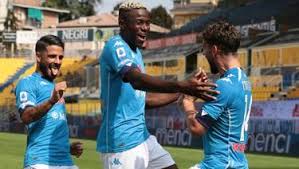 Nel primo a segno elmas, nella ripresa politano. Parma Napoli 0 2 Mertens E Insigne In Gol La Gazzetta Dello Sport