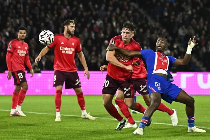 PSG vence Lyon e assume a lideran&ccedil;a do Franc&ecirc;s - Gazeta Esportiva