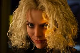 Wearing glasses makes her look sexier. #batmanreturns #jnd #kstoystory