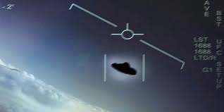 We will share our views on ufos along with the latest videos and photographs. Sichtungen Nehmen Zu Us Navy Veroffentlicht Drei Ufo Videos Welt Derstandard De Wissen Und Gesellschaft