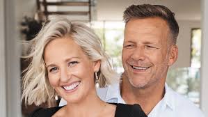 Surfer Luke Egan, sports journalist Jess Yates announce pregnancy