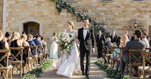 You Ve Got To See Alyssa Campanella And Torrance Coombs Royal Inspired Wedding Photos Wedding Photos Wedding Sunstone Winery Wedding