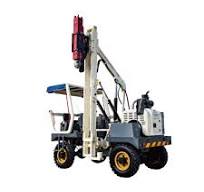 Highway Guardrail Post Installation Wheeled Pile Driver Piling Machine  Rotary Auger Drilling Machine
