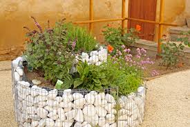 Bauen.de zeigt, wie man ein hochbeet aus holz selber baut! Gabionen Hochbeet Selber Bauen So Wird S Gemacht