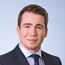 I'm excited to share that I'm starting my second-year MSW internship as  part of the Care Coordination team at UCLA Ronald Reagan! In this role,  I'll be supporting families in crisis within