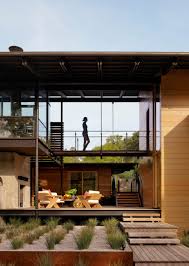 As one of top home builders in austin, texas, pulte homes offers new homes for sale that make life easier and more enjoyable. Lake Flato Creates Spacious Lakefront Home In Austin