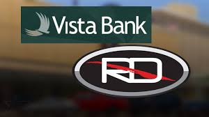 Dialogul tău cu banca înseamnă, de fapt, dialog între oameni. On Vista Bank