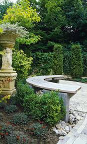 Halbrunde Gartenbank Selbst De Gartenbank Garten Am Hang Englischer Garten