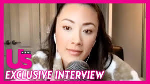 Bachelor Star Sydney Locanto On Colton Underwood & Cassie Drama, Netflix  Documentary, & More