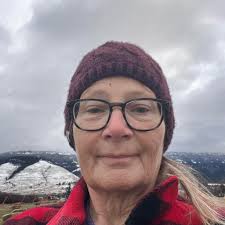 Guessing dahlia true identity?