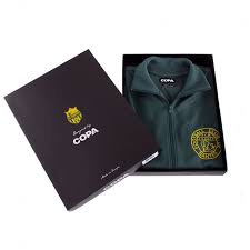 A travers ses maillots de football de légende, redécouvrez la grande histoire du football club de nantes (fc nantes) sur footpack. Fc Nantes 1978 79 Retro Jacket Retrofootball