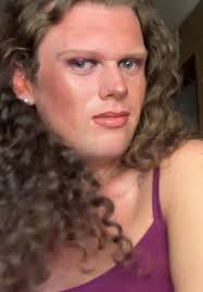 Smoky Purple Makeup Looks to Try Today