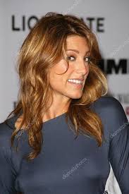 Pin de Edmund Paul em Jennifer Esposito/Jennifer Morrison