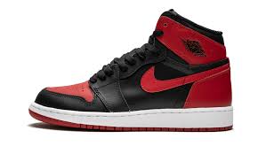 Air Jordan 1 Retro High Og Bg Banned 575441 001 In 2020 Air Jordans Air Jordan Shoes Air Jordan Sneakers