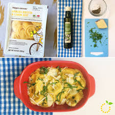 Quick And Easy Lemon Ricotta Ravioli With Pecorino And Basil Recipe Ricotta Ravioli Lemon Ricotta Ravioli