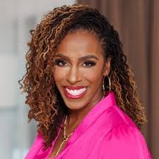 Tracie Daniels's Instagram, Twitter & Facebook