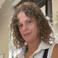 Alice Carman's Instagram, Twitter & Facebook