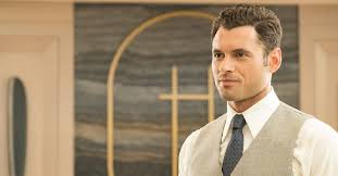 2 hearts is an inspirational movie that plays like a hallmark movie, which is fine with me 2 hearts certainly has an inspiring message. 3 Things To Know About 2 Hearts The Romantic Movie With A Surprising Twist