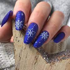Синие новогодние ногти
