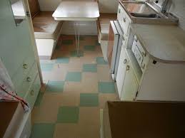 67 Hand Made Bondwood Vintage Caravans Vintage Caravan Interiors Vintage Caravans Vintage Trailer Interior