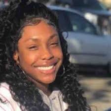 Christy Simpson's Instagram, Twitter & Facebook