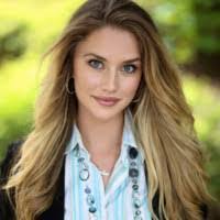 Carol Bollinger's Instagram, Twitter & Facebook