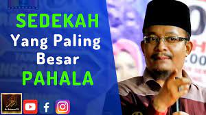Zakat fitrah adalah zakat yang wajib ditunaikan bagi seorang muzakki yang telah memiliki kemampuan untuk menunaikannya. Dato Ustaz Kazim Elias Sedekah Yang Paling Besar Pahala Youtube