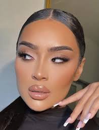 Daisy Noyola's Instagram, Twitter & Facebook