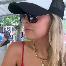 Places for spray tans in Findlay?