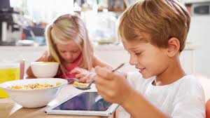 Check spelling or type a new query. Bambini Che Mangiano Troppo 7 Errori Da Non Fare