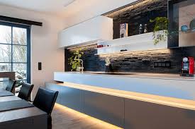 Leds, dimmbare oder digitale leuchten. Moderne Wohnraume Mit Stimmiger Led Beleuchtung Gestalten Dekoration De