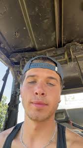 rhett (@rhett.robinson)