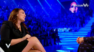 Francesca manzini is an actress, known for благословенное безумие (2018), gli sgommati (2011) and squadra mobile (2015). Francesca Manzini Cosce Verissimo 9 11 2019 Topvipsitalia