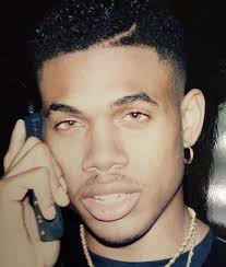 If you could only choose one 90s shawty, Devante Swing or Ginuwine?