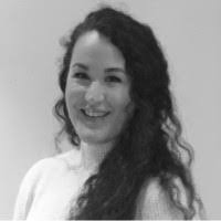 Amanda Bingham's Instagram, Twitter & Facebook