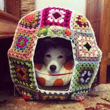 25 brilliant yarn bombing ideas crochet cat crochet dog yarn projects