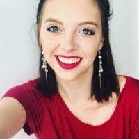 Amanda Vess's Instagram, Twitter & Facebook