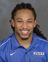 Ramell Davis's Instagram, Twitter & Facebook