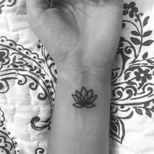 Tatuajespequenos Flower Wrist Tattoos Tattoos Beautiful Flower Tattoos