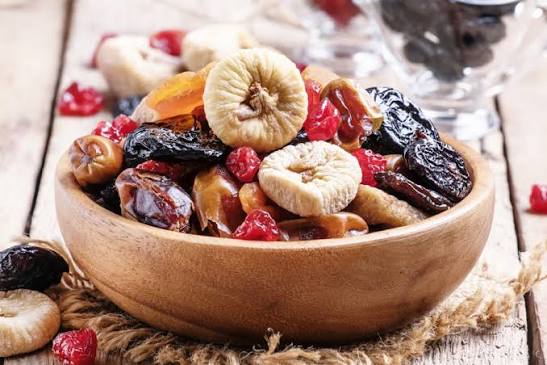 gửi đồ ăn vặt đi Thái Lan