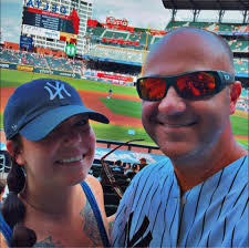 Time and place where people should show their respect and i dont think I've  ever seen such DISRESPECT for the family ( and children) with the loss of  someone ever! Sad and