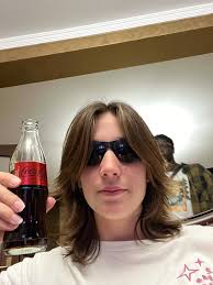 Happy Mello Monday! It's time for another installment in our 2023 Member  Spotlight Series! Hi!! My name is Megan (she/her) and this is my second  year marching with Boston. I am 18