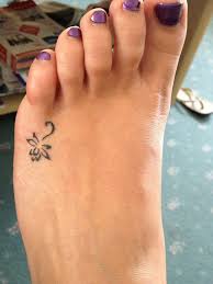 15 Tiny Tattoo Designs You Won T Miss Pretty Designs Toe Tattoos Tattoos For Daughters Small Foot Tattoos