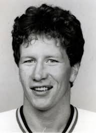 Player photos for the 1999-00 Chicago Wolves at hockeydb.com