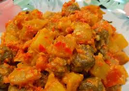 Makin enak dimakan hangat dengan lalapan dan nasi hangat. Resep Sambal Goreng Kentang Daging Printil Yang Maknyus
