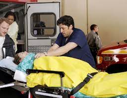 The roof collapses on a popular restaurant on valentine's day and the doctors must treat dozens of injured patients. Drowning On Dry Land Grey S Anatomy Universe Wiki Fandom
