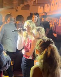 Anne Wilson concert photo dump! This little girl gave Evie a “stand”  bracelet, and Kayli got to hug Anne Wilson 💕. The girls had so much fun!  Seeing their faces during the